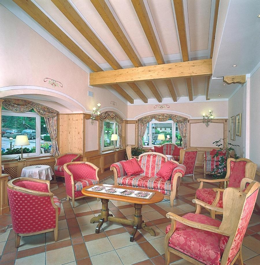 Hotel Des Alpes Мольвено Экстерьер фото